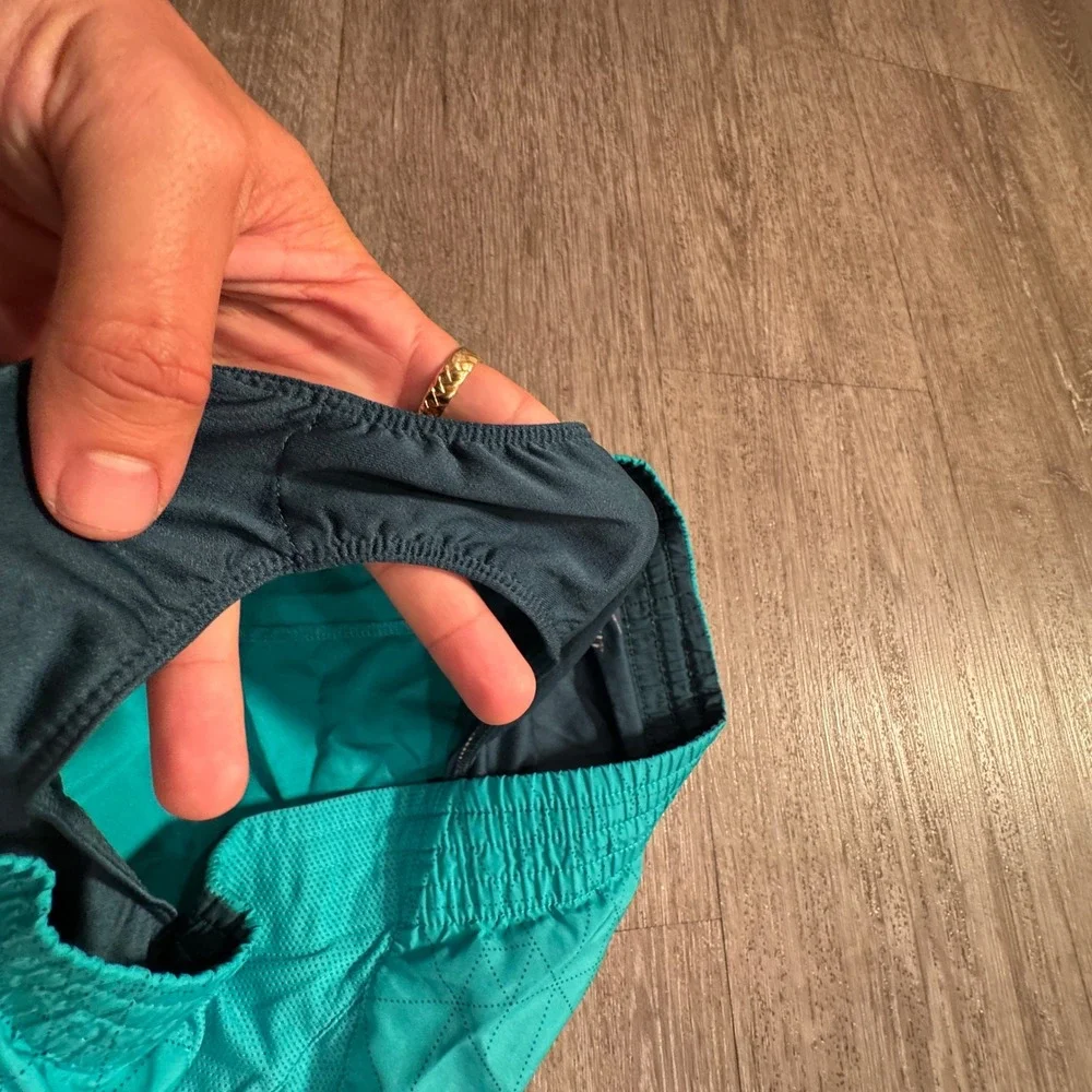 Nike Shorts Womens‎ M Teal Tempo Dri-FIT Running Athletic Gym Summer Sporty